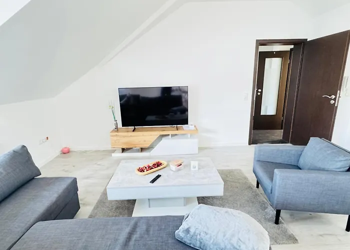 23-schoener Wohnen, Grosses Fuer 5-6 Personen In Super Lage Apartman