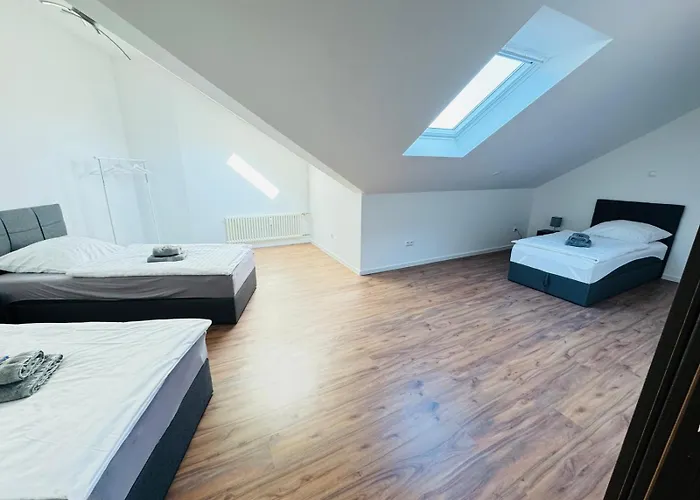 Apartman 23-schoener Wohnen, Grosses Fuer 5-6 Personen In Super Lage Duisburg